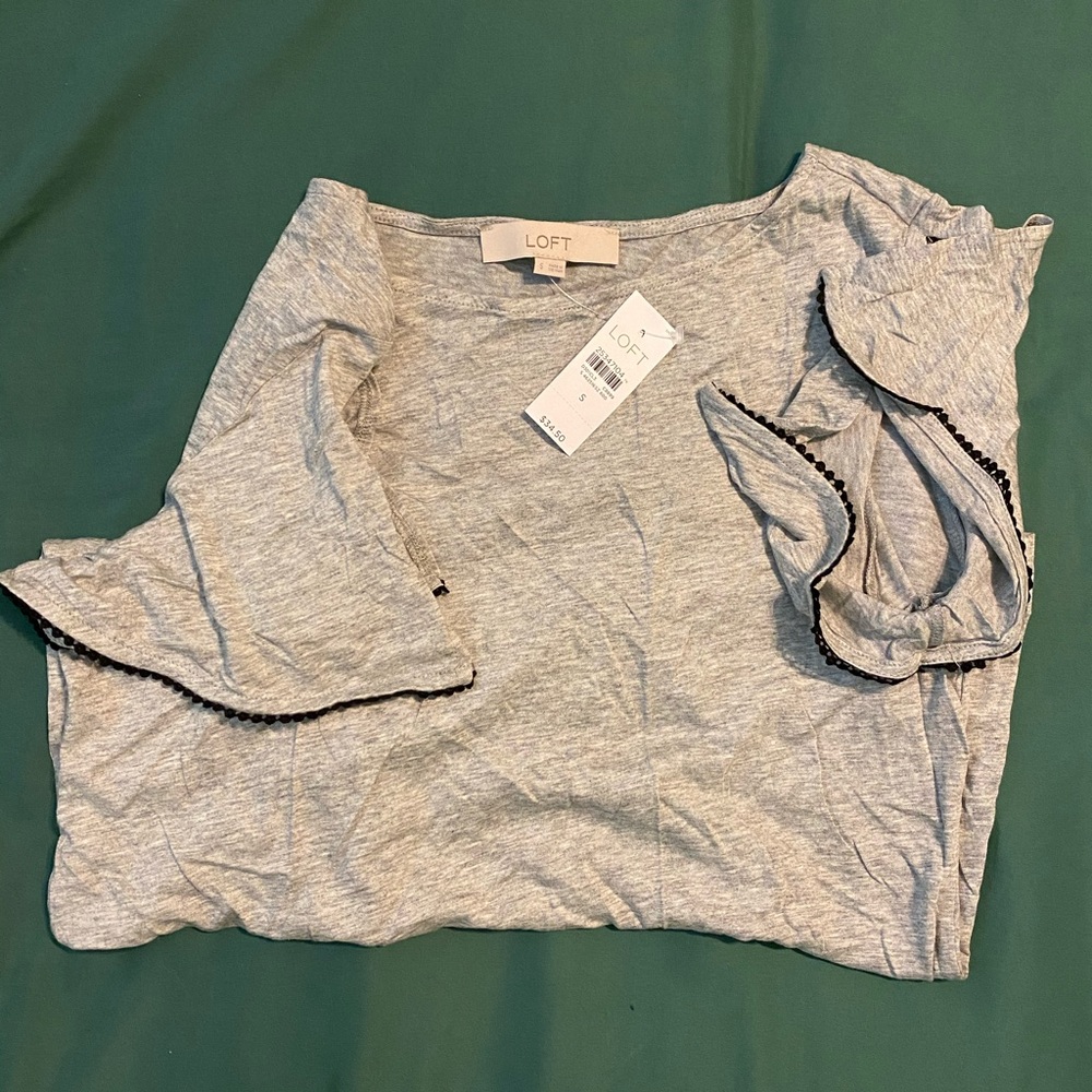 2 super cute loft tees